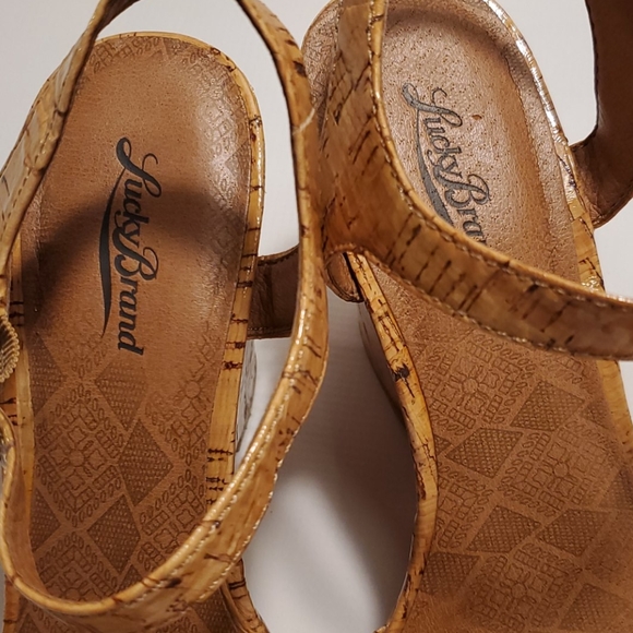 Lucky Brand Slingback Ankle Strap Wedges - Picture 9 of 12